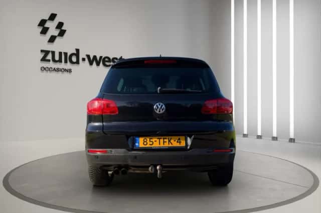 Volkswagen Tiguan (2012) thumbnail 6