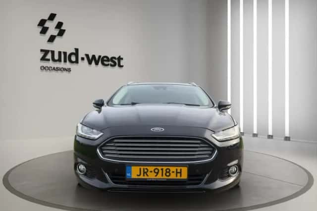 Ford Mondeo (2016) thumbnail 2