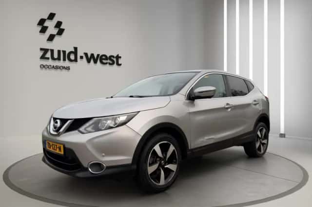 Nissan Qashqai (2016) thumbnail 3