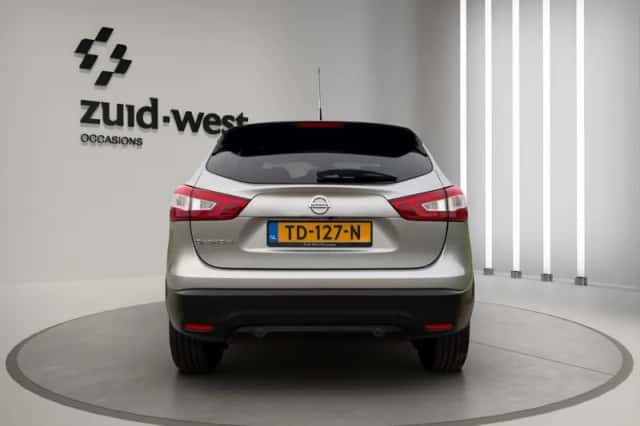 Nissan Qashqai (2016) thumbnail 6