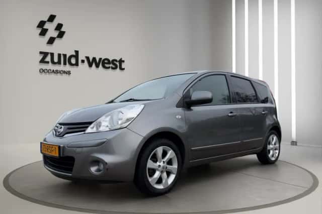 Nissan Note (2011) thumbnail 3