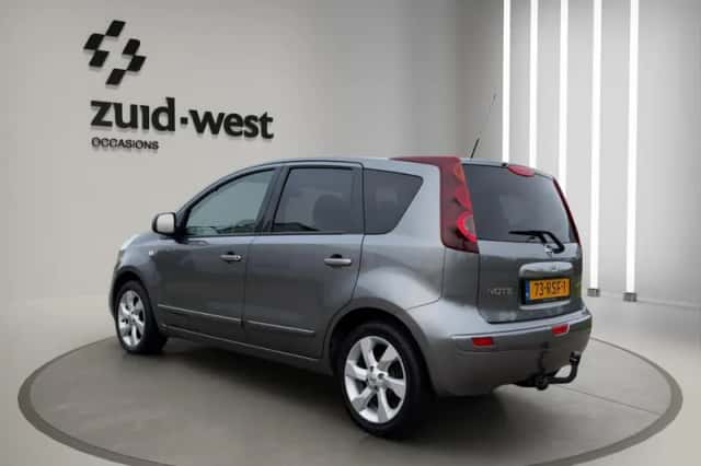 Nissan Note (2011) thumbnail 6