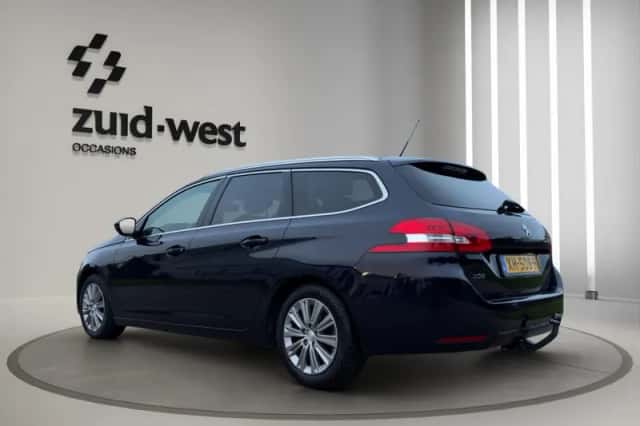 Peugeot 308 (2019) thumbnail 4