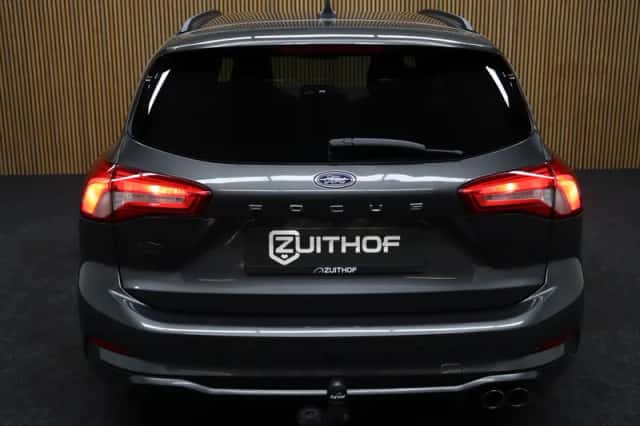 Ford Focus (2019) thumbnail 5