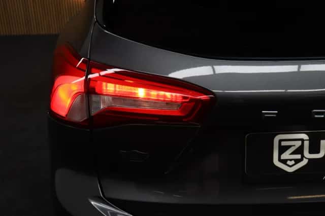 Ford Focus (2019) thumbnail 6