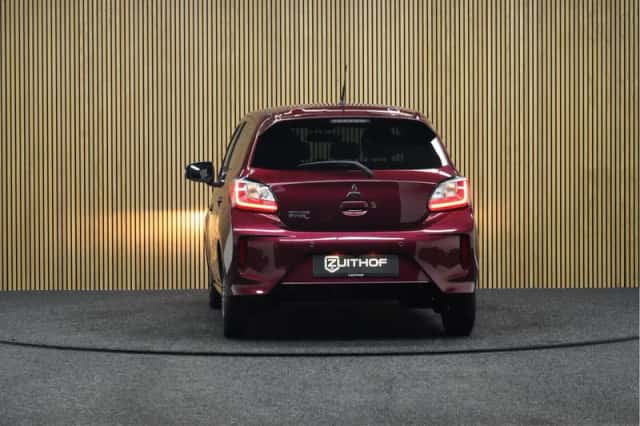 Mitsubishi Space Star (2021) thumbnail 4