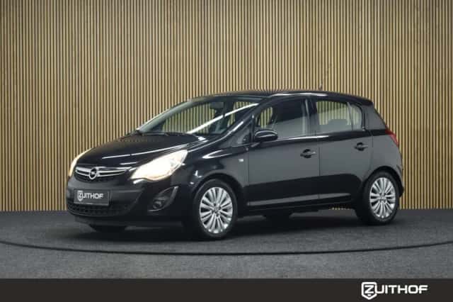 Opel Corsa (2013) thumbnail 1