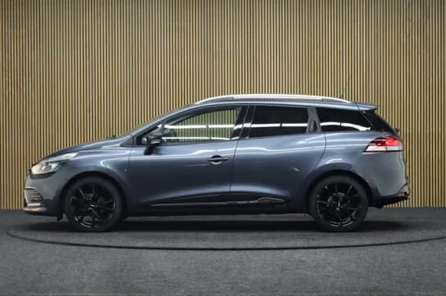 Renault Clio (2018) thumbnail 2