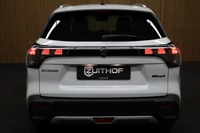 Suzuki S-Cross (2026) thumbnail 5