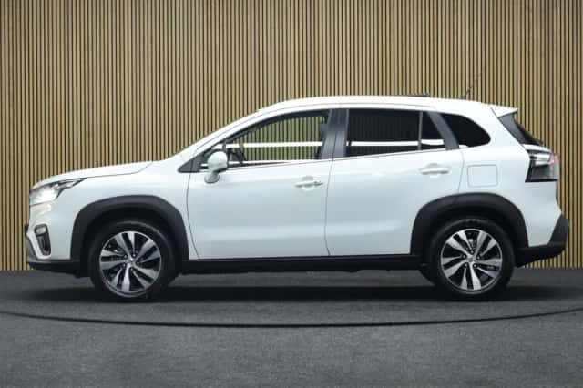 Suzuki S-Cross (2026) thumbnail 2