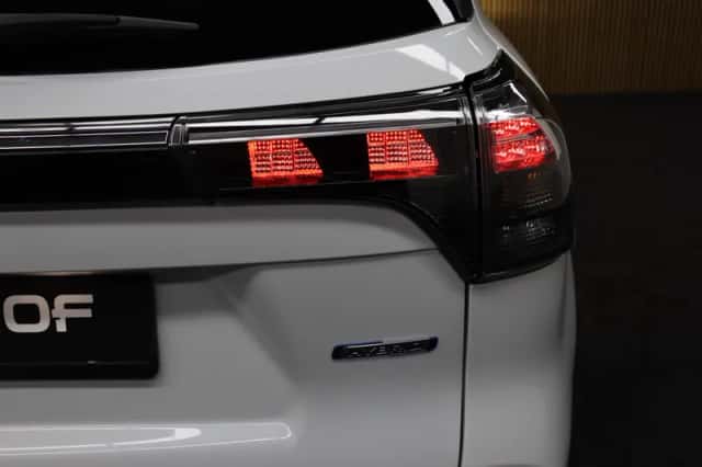 Suzuki S-Cross (2026) thumbnail 6