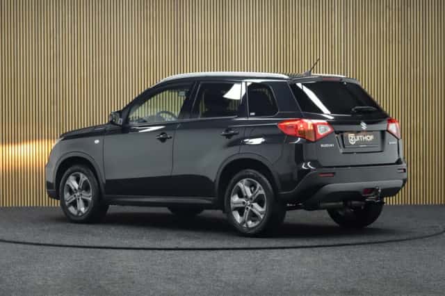 Suzuki Vitara (2018) thumbnail 3