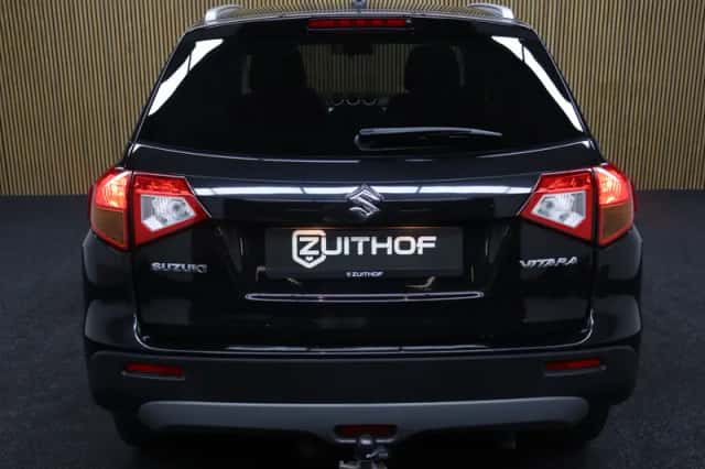 Suzuki Vitara (2018) thumbnail 5