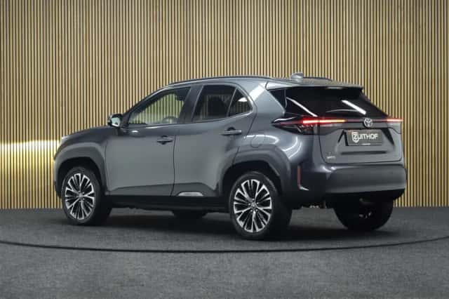 Toyota Yaris Cross (2025) thumbnail 3