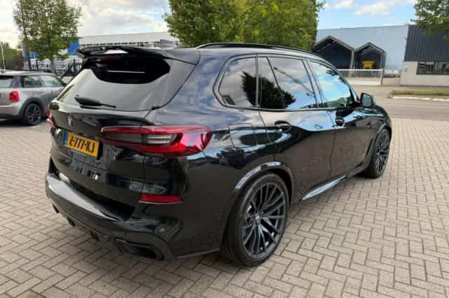 BMW X5 (2021) thumbnail 6