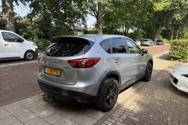 Mazda CX-5 (2016) thumbnail 5