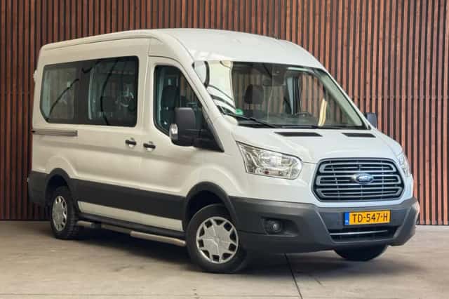 Ford Transit (2018) thumbnail 3