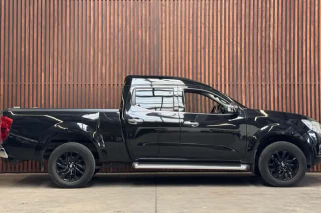 Nissan Navara (2019) thumbnail 4