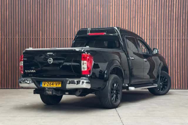 Nissan Navara (2019) thumbnail 5