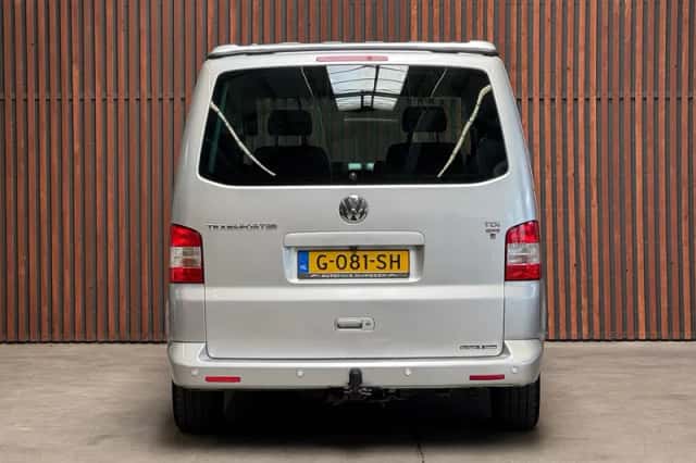 Volkswagen Transporter (2009) thumbnail 6