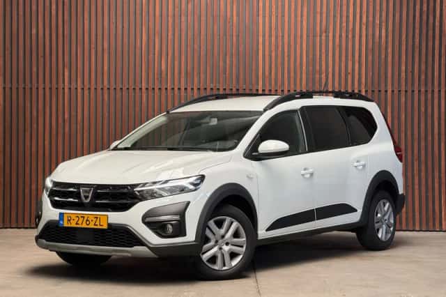 Dacia Jogger (2022) thumbnail 1