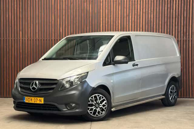 Mercedes-Benz Vito (2020) thumbnail 1