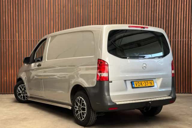 Mercedes-Benz Vito (2020) thumbnail 4