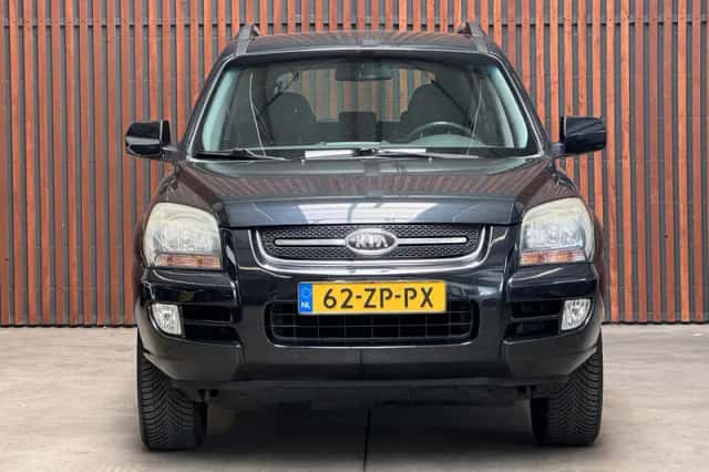 Kia Sportage (2008) thumbnail 2