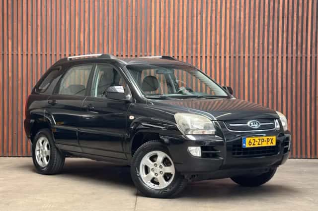 Kia Sportage (2008) thumbnail 3