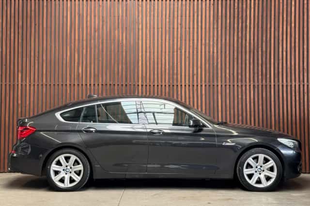 BMW 5-Serie (2010) thumbnail 4