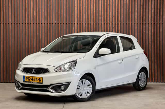 Mitsubishi Space Star (2017) thumbnail 1