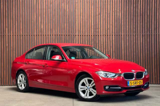 BMW 3-Serie (2013) thumbnail 3
