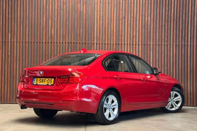 BMW 3-Serie (2013) thumbnail 5