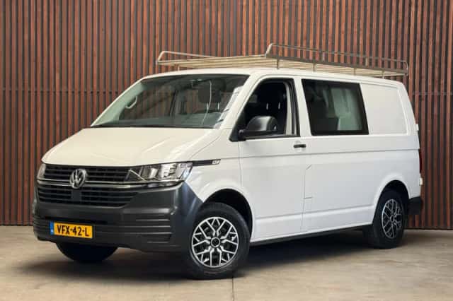 Volkswagen Transporter (2020) thumbnail 1