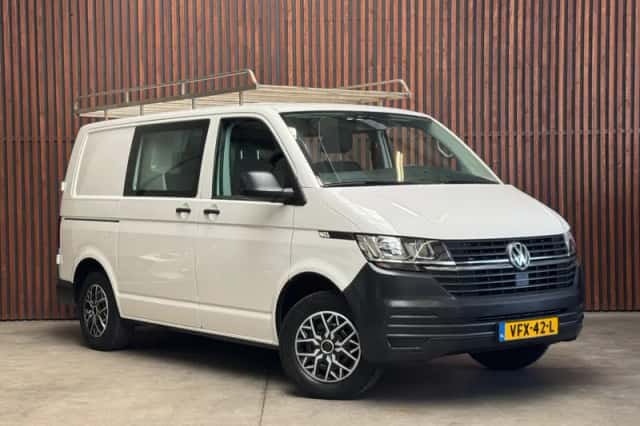 Volkswagen Transporter (2020) thumbnail 3