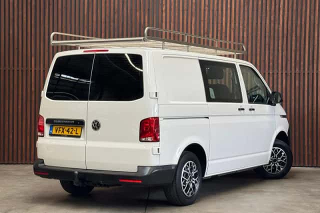 Volkswagen Transporter (2020) thumbnail 5