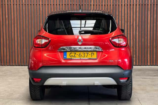 Renault Captur (2015) thumbnail 6