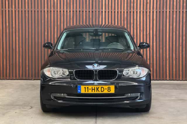 BMW 1-Serie (2009) thumbnail 2