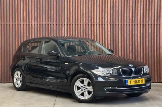 BMW 1-Serie (2009) thumbnail 3
