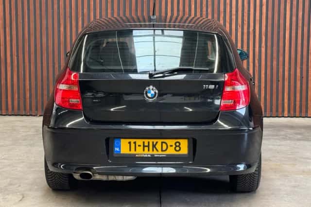 BMW 1-Serie (2009) thumbnail 6