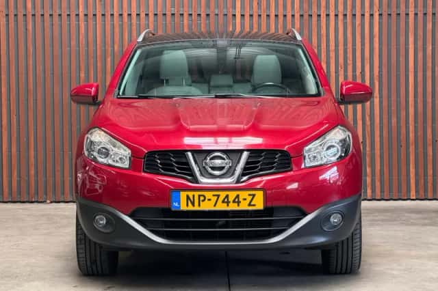 Nissan Qashqai (2012) thumbnail 2