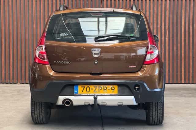 Dacia Sandero (2013) thumbnail 6