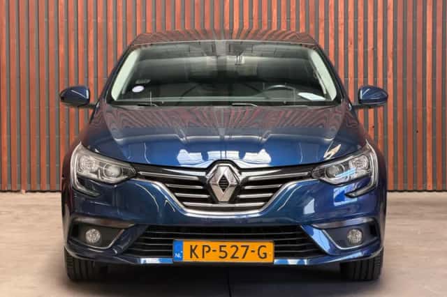 Renault Mégane (2016) thumbnail 2