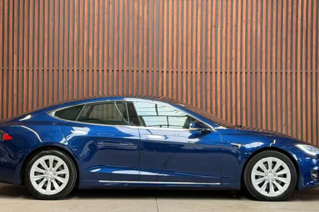Tesla Model S (2018) thumbnail 4