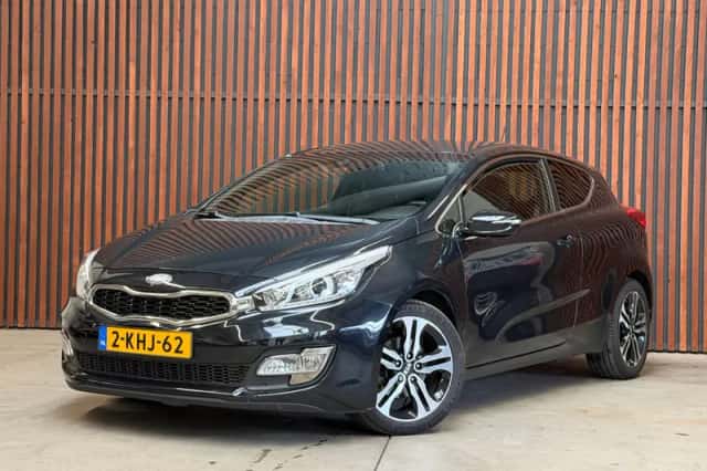 Kia ProCeed (2013) thumbnail 1