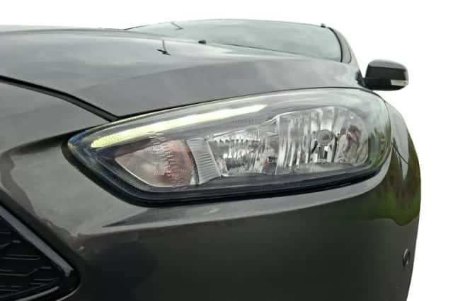 Ford Focus (2018) thumbnail 4