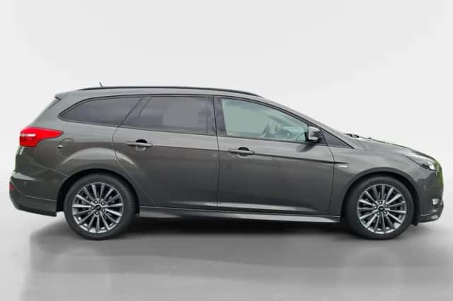 Ford Focus (2018) thumbnail 6