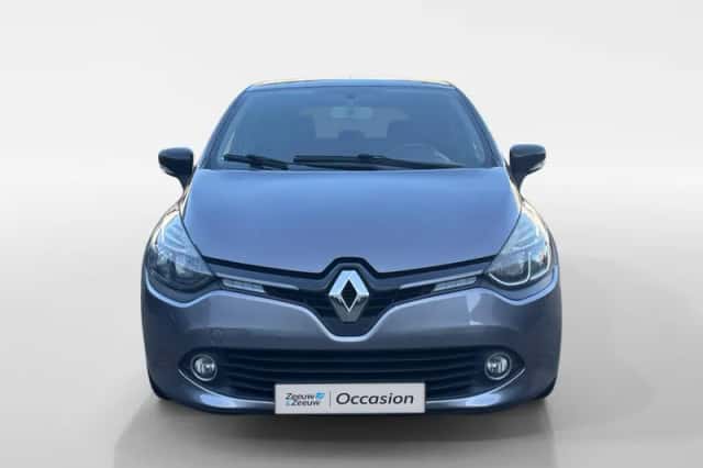 Renault Clio (2017) thumbnail 2