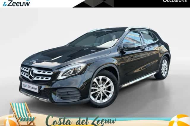 Mercedes-Benz GLA (2018) thumbnail 1