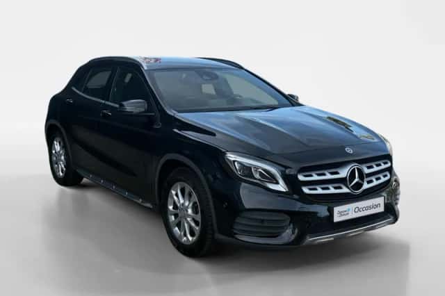 Mercedes-Benz GLA (2018) thumbnail 4